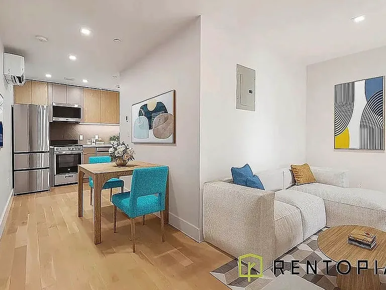 415 Manhattan Ave #204A — Photo 1