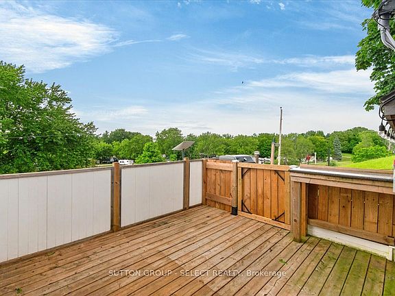 5th image of 8685 Rock Glen Rd #404