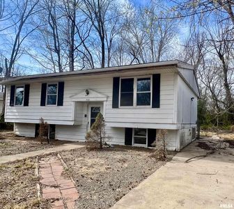 320 S Birchlane Dr, Carbondale, IL, 62901