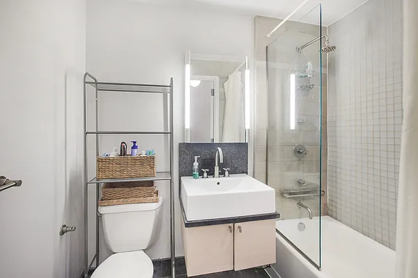 Rented by Nest Seekers International | media 21