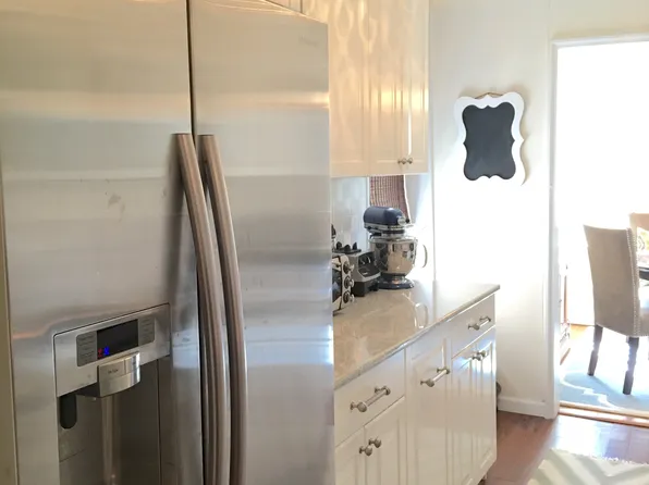 18-50 211th St APT 1C, Bayside, NY 11360