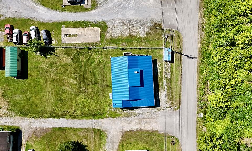 1st image of 6739 Millard Hwy