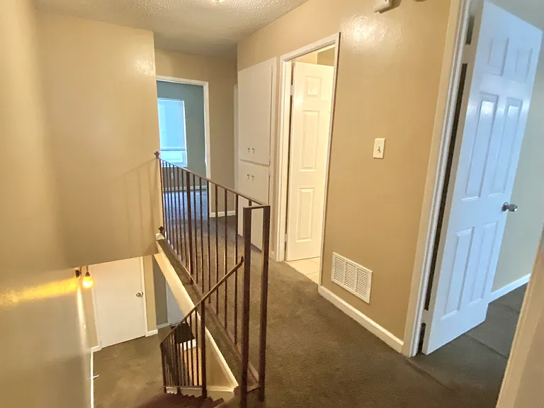7708 La Mancha Way — Photo 12