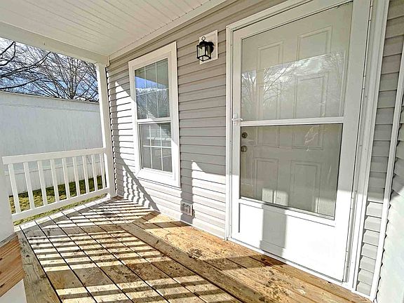 3rd image of 7055 Quarry Rd #277