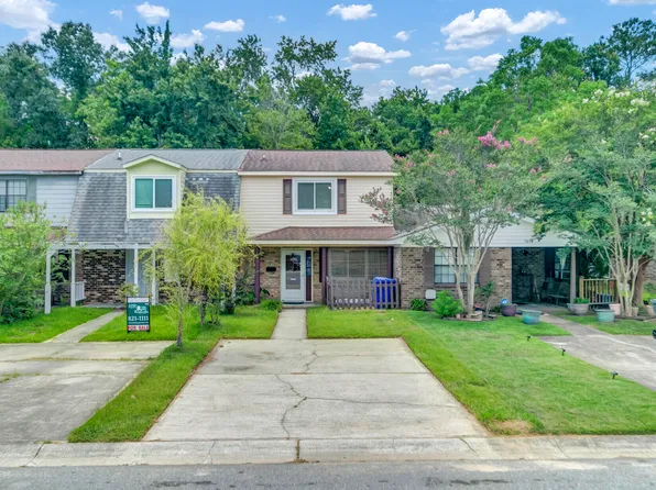 5038 Foxwood Dr, North Charleston, SC 29418