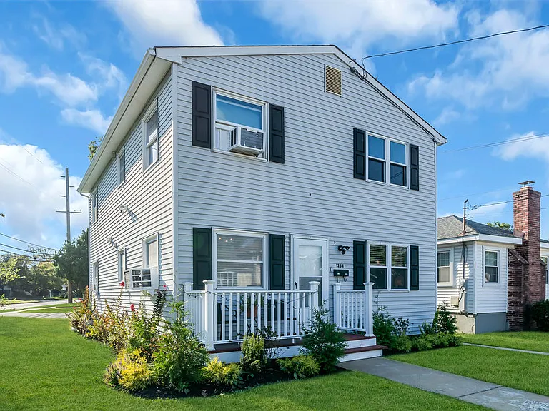 1264 Maplewood Rd #A — Photo 21