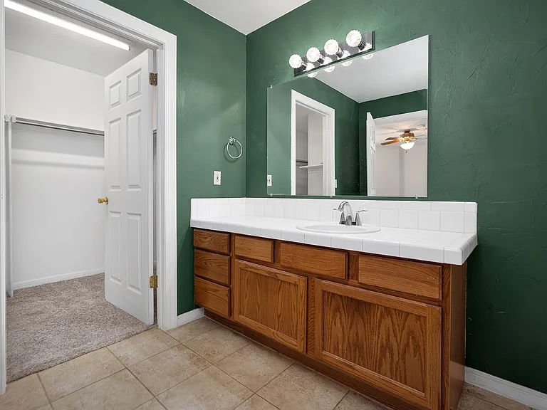 336 Lariat Cir — Photo 10