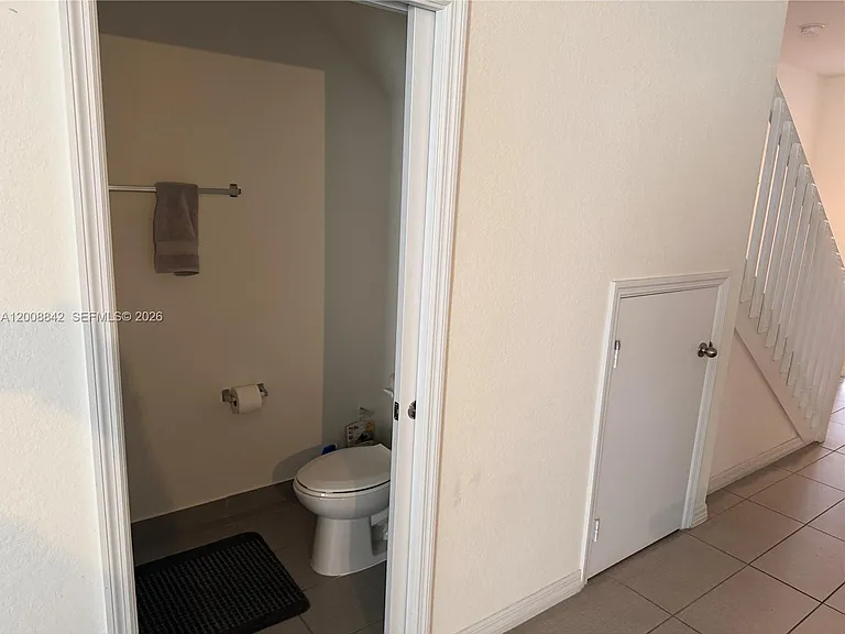 3329 NW 11th Ave #3329 — Photo 12