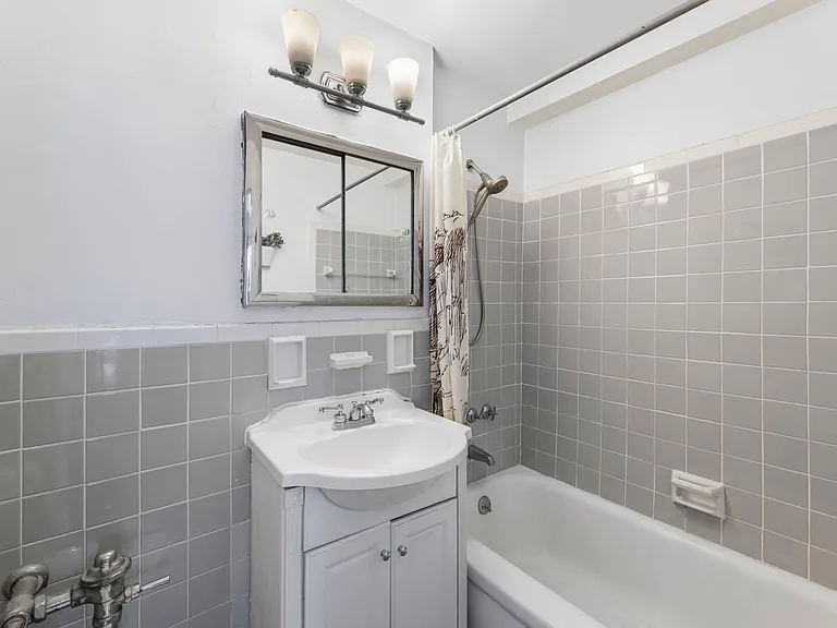 288 Lexington Ave #5G — Photo 7