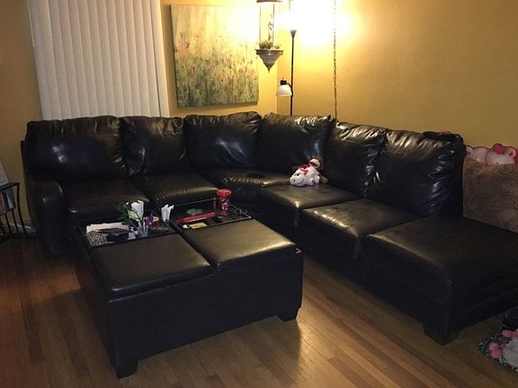 3rd image of 1480 Shirley Dr