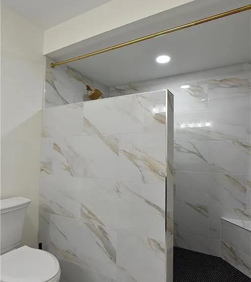 1805 Kingsbridge Ct — Photo 54