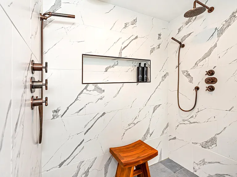 2452 Tusitala St #1202 — Photo 12