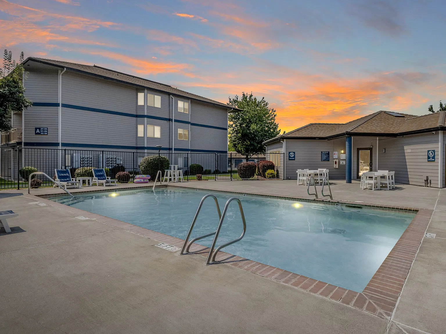 Shoreline Village — Photo 1