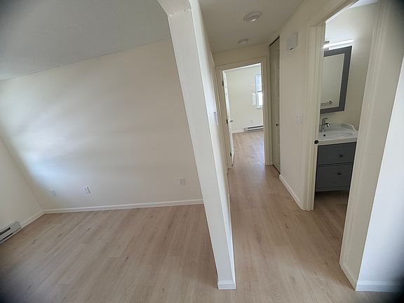 5th image of 4 Penwood Dr #7