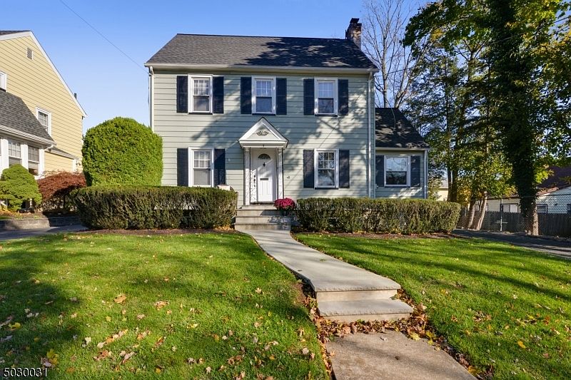 1st image of 5 Lincoln Ave