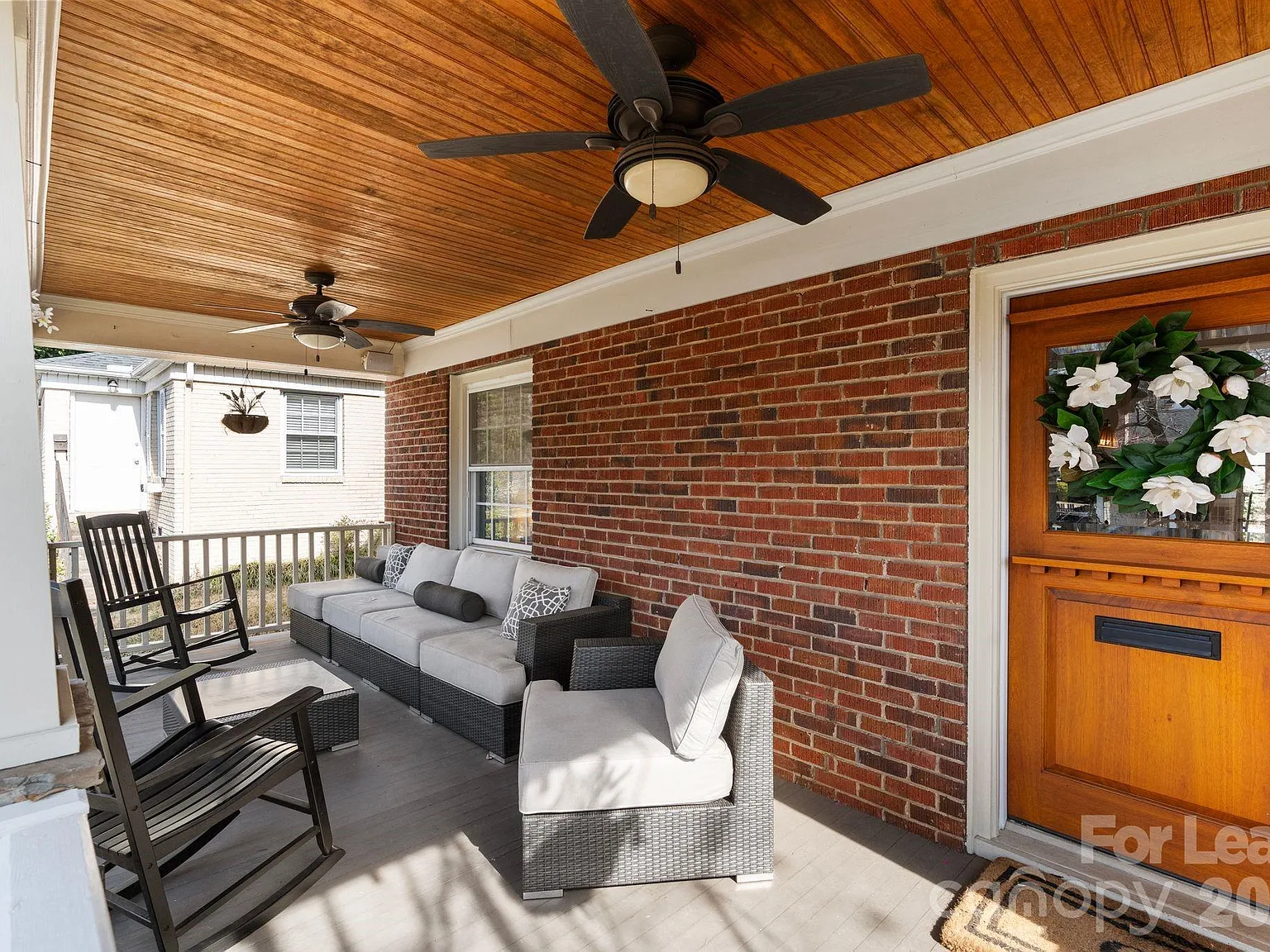 5 bed, 4.0 bath, 3027 sqft, $6,995 — Photo 3
