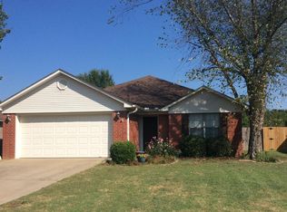 1730 Tuscany Dr, Conway, AR 72034