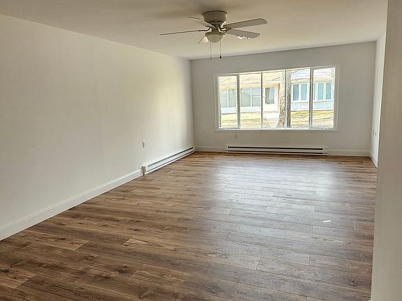 5th image of 1056C Argyll Cir
