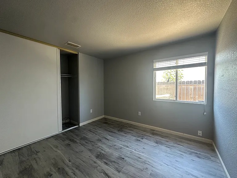 7742 McBride Way — Photo 17