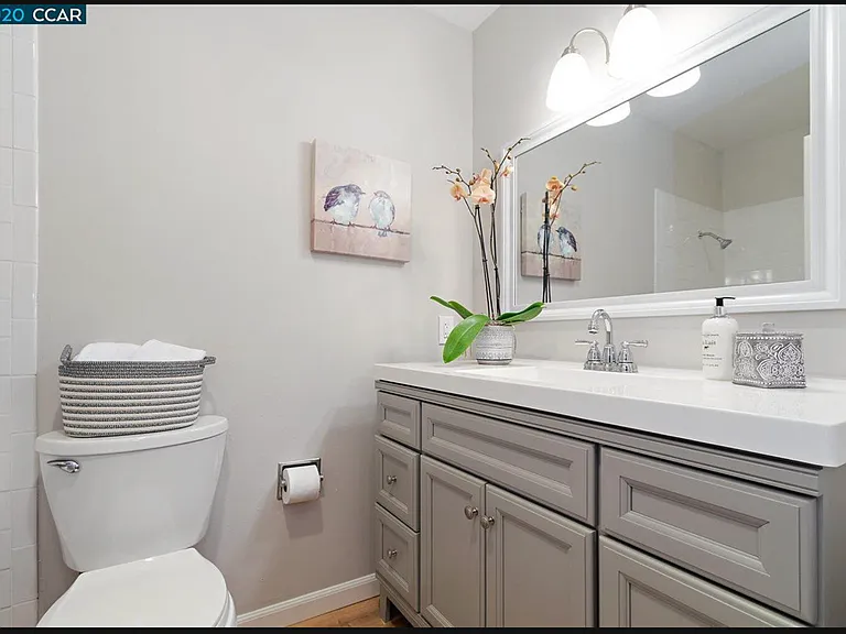 2562 Walnut Blvd #73 — Photo 12