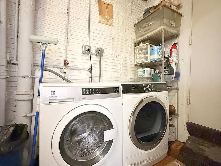23-72 24th St #1C — Photo 25