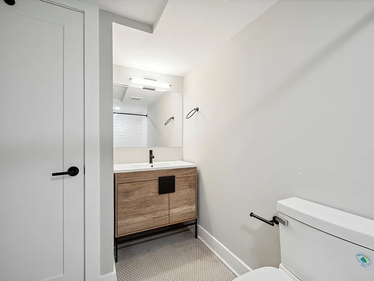 1511 N 17th St #1R — Photo 10
