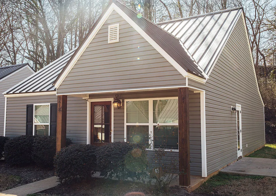 1618 Oxford Pl