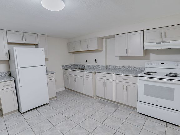 5th image of 1815 E Kaley Ave APT 4