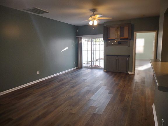 3rd image of 1622 Honey Bee Ln