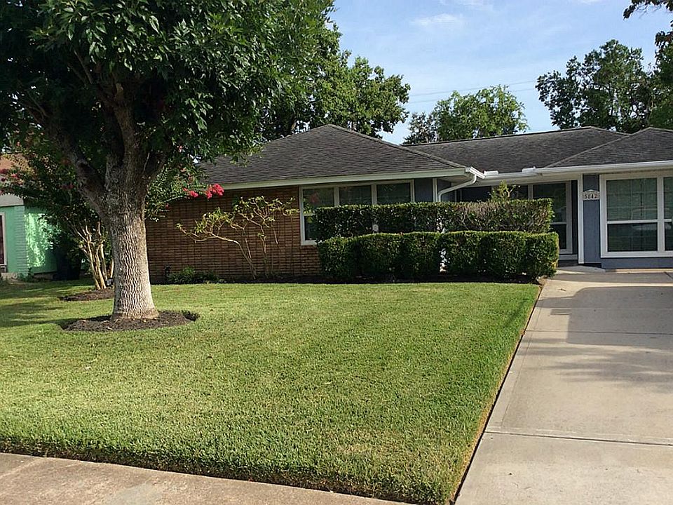 1st image of 5842 Heron Dr