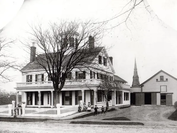 266 Main St, North Andover, MA 01845