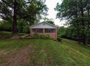 2366 Fulton Dr, Fultondale, AL 35068