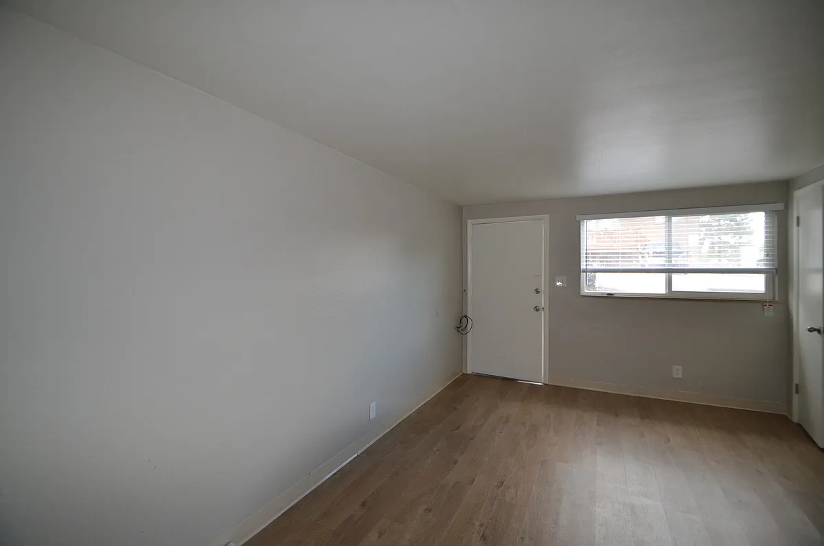 Building Photo - 5561 S Delaware St
