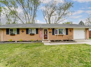 515 Merrymaid Dr, Englewood, OH
