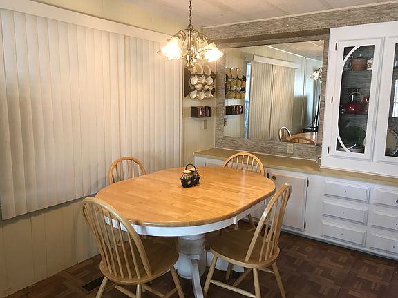 4th image of 325 Taho Cir