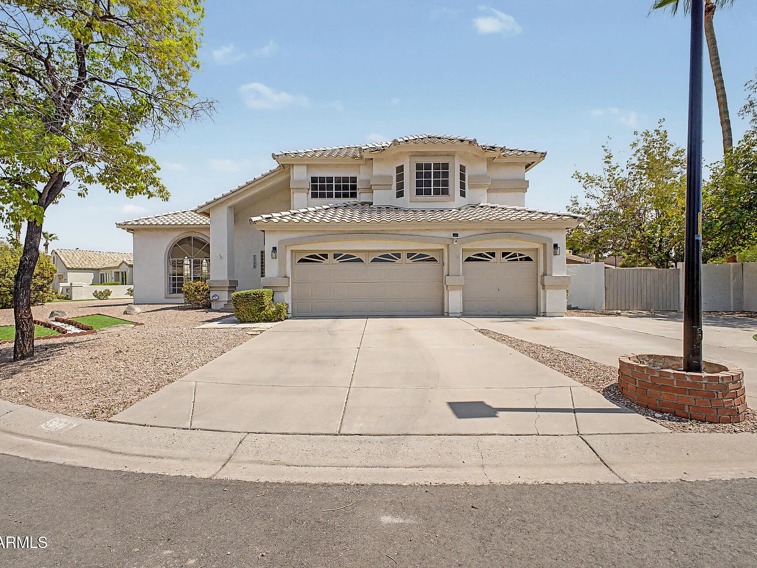 4 bed, 3.0 bath, 2959 sqft, $4,500 — Photo 2
