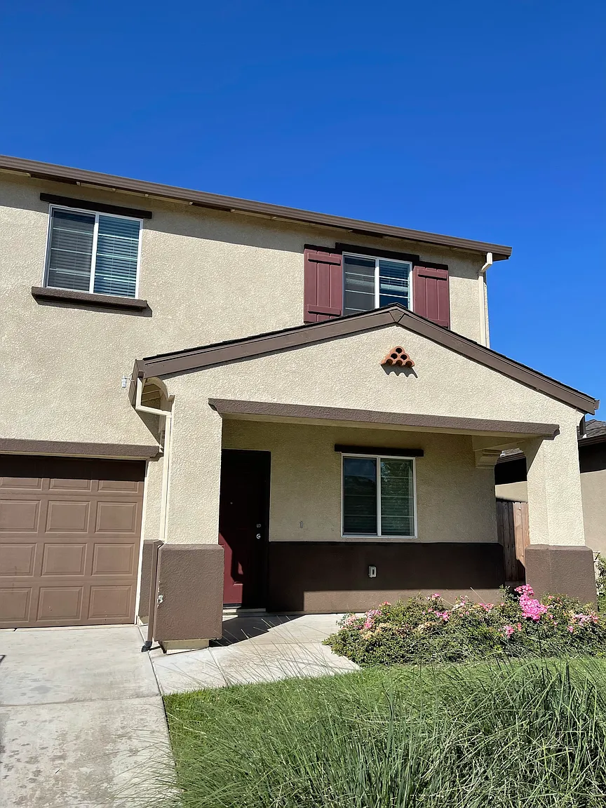 4283 Freemark Dr photo 1