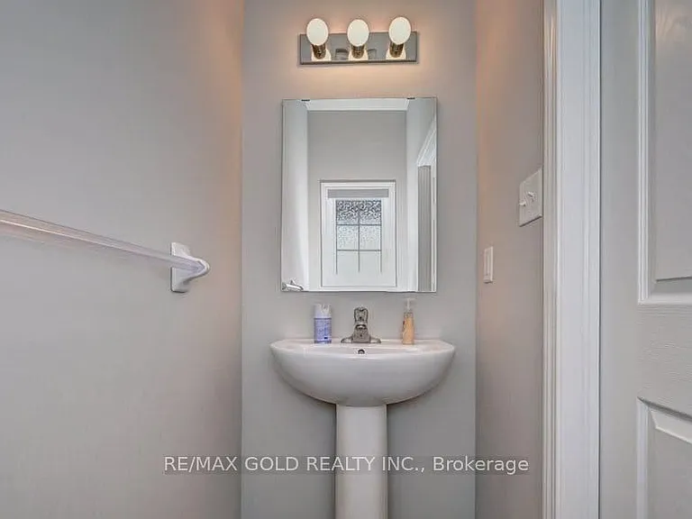 50 Pinnacle Dr #35 — Photo 21