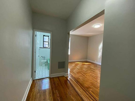 5th image of 80-15 Grenfell St #F10