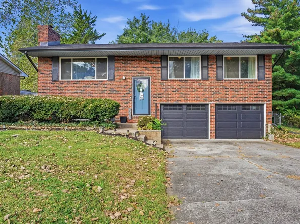 2905 Lynnwood Dr, Columbia, MO 65203