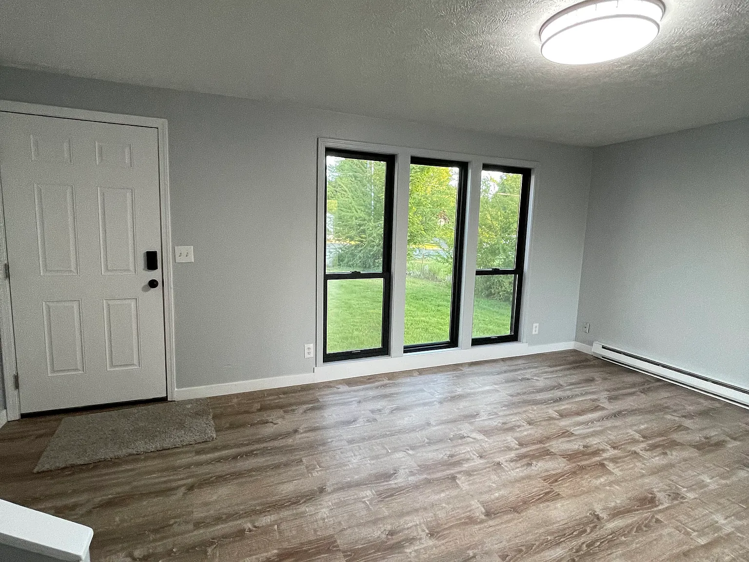 3 bed, 1650 sqft, $2,150 — Photo 2