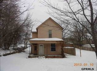 3853 Parker St, Omaha, NE 68111