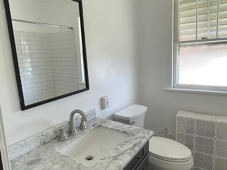7442 Irvine St — Photo 14