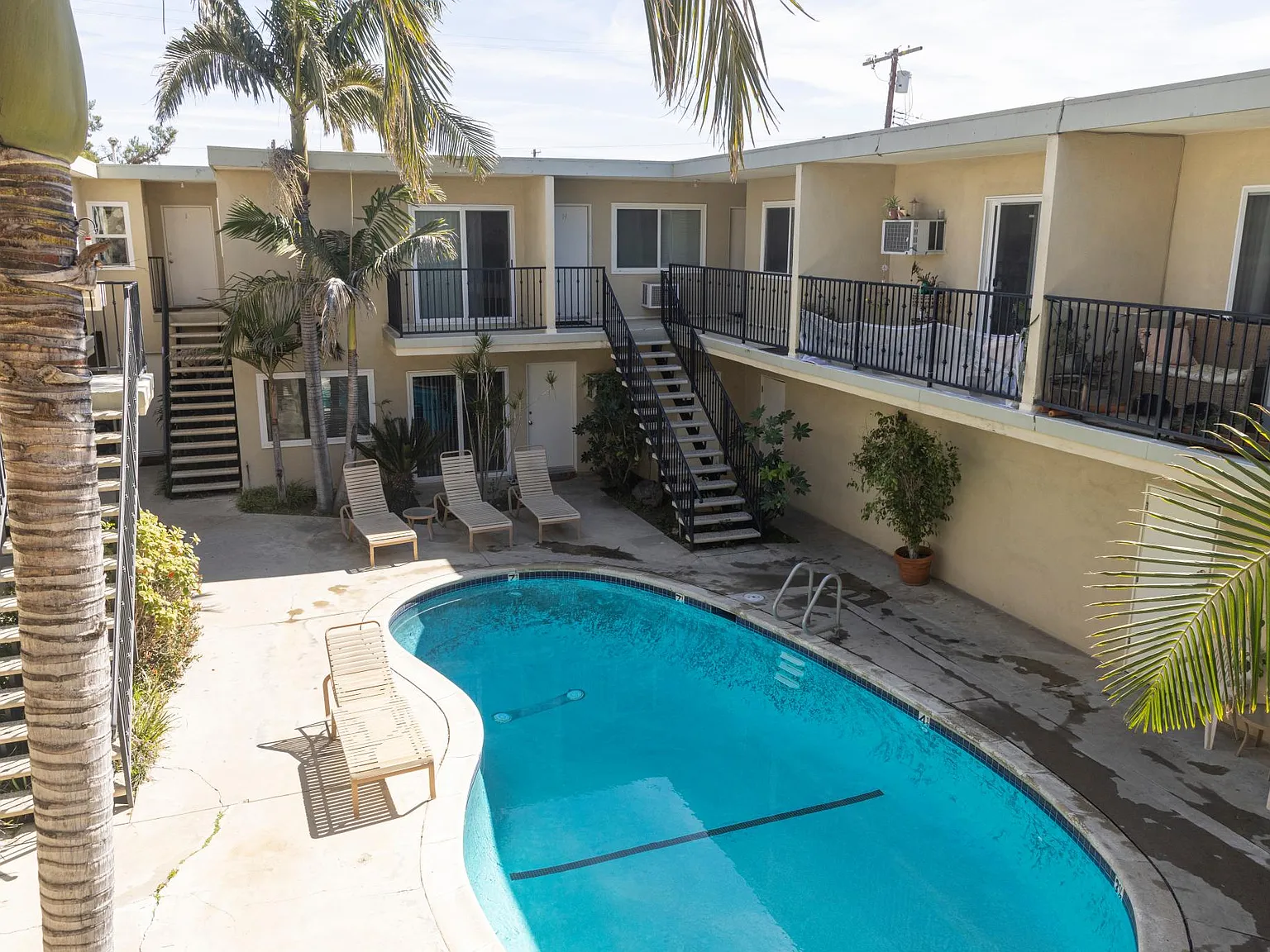 1 bed, 700 sqft, $1,895 — Photo 2