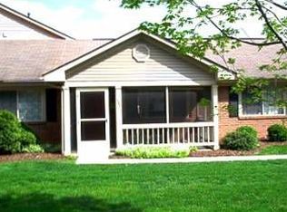 537 Kensington Dr, Heath, OH 43056