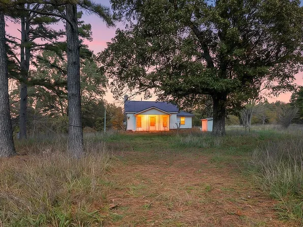 2427 M Hwy, Koshkonong, MO 65692