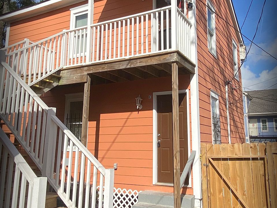 1st floor apartment in this charming carriage house at the rear of the property..