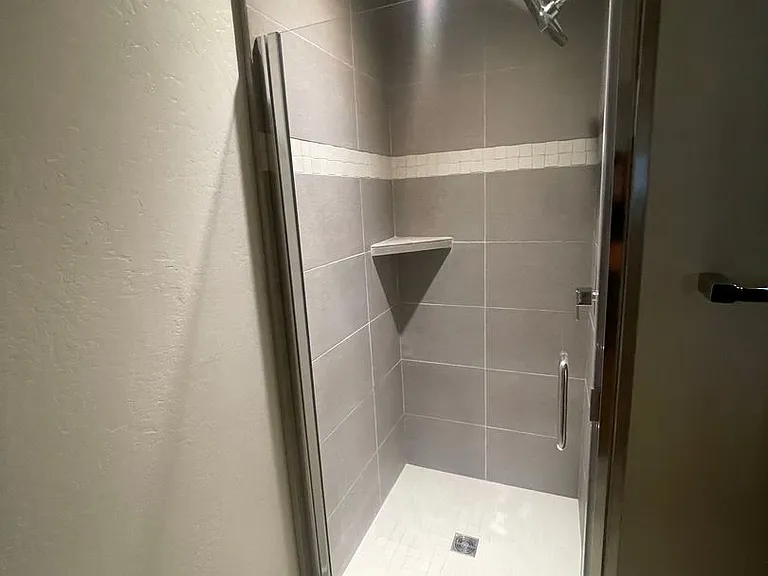 584 Fair Oaks Ave — Photo 18
