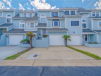 9546 Bay Front Dr, Norfolk, VA, 23518
