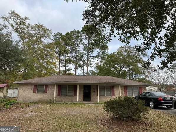 54 Pine Forest Ave, Hazlehurst, GA 31539